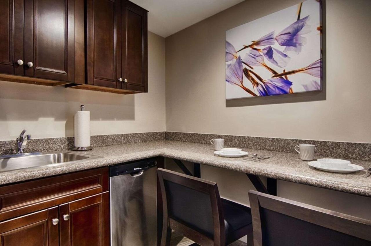 Comfort Inn & Suites At Copeland Tower Metairie Bagian luar foto