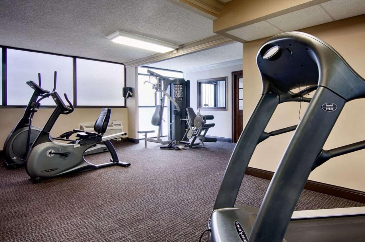 Comfort Inn & Suites At Copeland Tower Metairie Bagian luar foto
